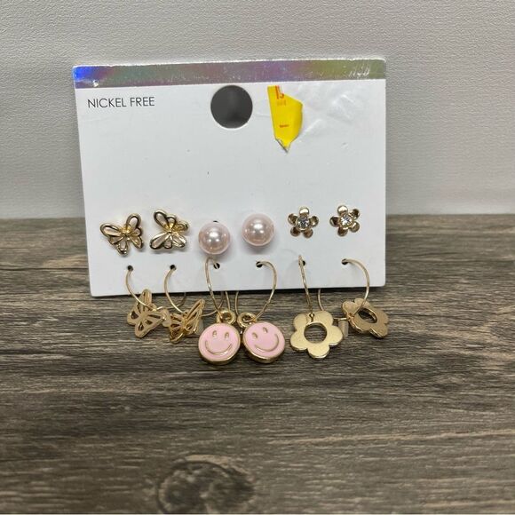 Gold Butterfly Flower Pearl Pink Smiley Hoop & Stud Earrings Set - Picture 1 of 3